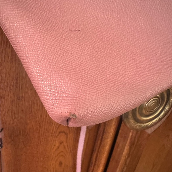 Coach messenger crossbody with hearts appliqué in Dusty Rose - Picture 15 of 16